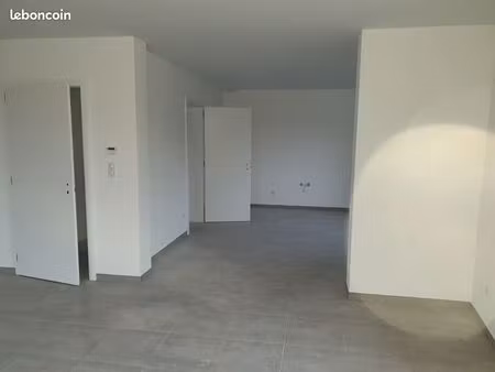 location appartement duplex 3 pièces 74 m2