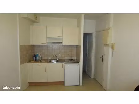 studio 1 pièce 18 m²