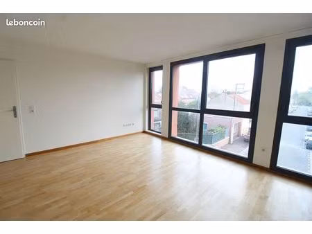 appartement 3 pièces 60 m²