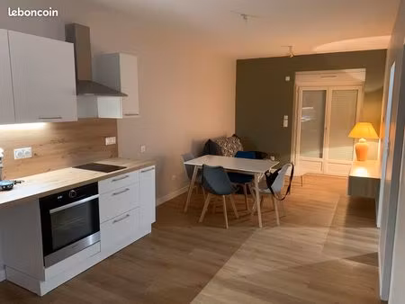 joli t2 meublé au calme