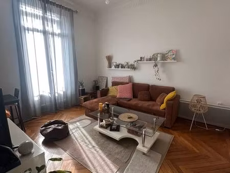 grenoble centre  particulier loue appartement 2 pièces de 37 m2