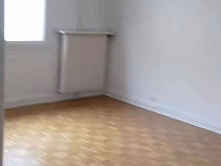 appartement à louer 390 euros