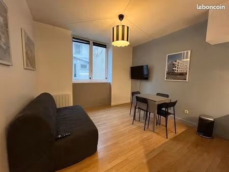 t1 bis meublé clé en main avec mezzanine – lyon 2ᵉ  bellecour - bail civil