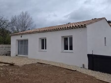 location maison neuve 80m²