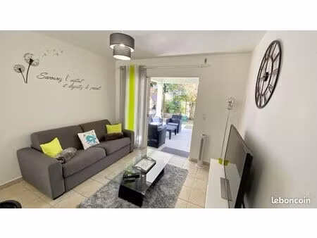 location t2 - plage de l’autre bord