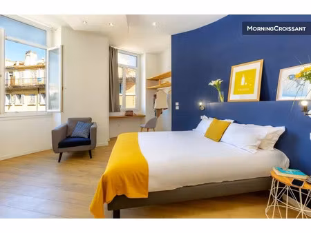 location meublée appartement 1 pièce 32 m² à marseille 1er (13001)  1 210 €