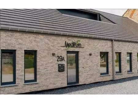 6 cabinets de consultation (18 à 30 m2) à louer