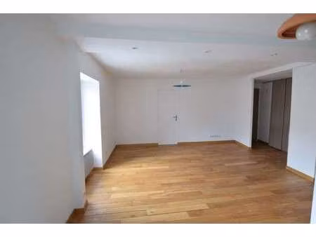 location appartement 2 pièces à nantes centre ville (44000) : à louer 2 pièces / 51m² nant
