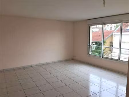 location appartement 3 pièces à nantes saint-felix (44000) : à louer 3 pièces / 68m² nante