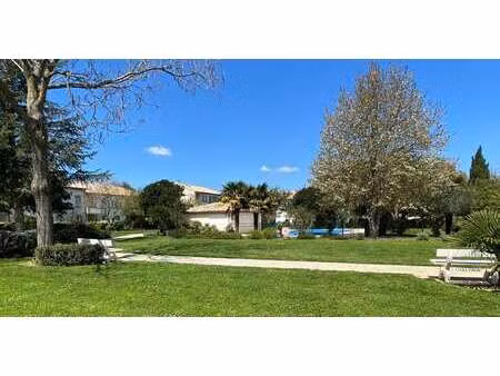 vente appartement t1 piscine à marans (17230) : à vendre t1 piscine / 25m² marans