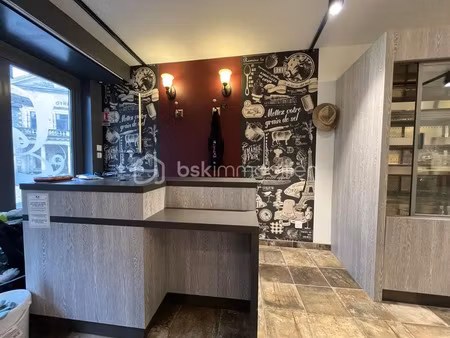 vente bureaux et commerces à parthenay (79200) : à vendre / parthenay