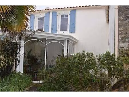 vente maison au château-d'oléron (17480) : à vendre / 100m² le château-d'oléron