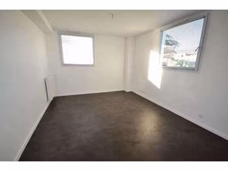 location appartement t1 à nantes chantenay - sainte-anne (44000) : à louer t1 / 29m² nante