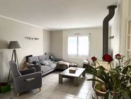 vente maison à montjean-sur-loire (49570) : à vendre / 120m² montjean-sur-loire
