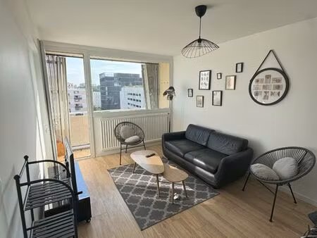 2 chambres disponibles - colocation - t4 rénové meublé - a 5 min à pied du tram t1