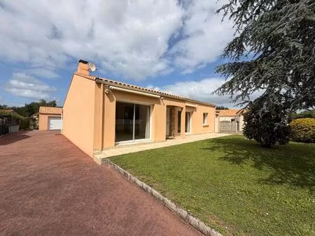 saint-lumine-de-coutais maison 5 pièces de plain-pied avec