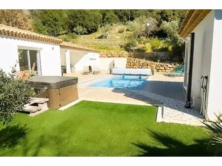 vente villa 6 pièces 168 m2 à le cannet-des-maures