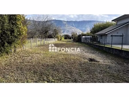 terrain constructible de 954 m²