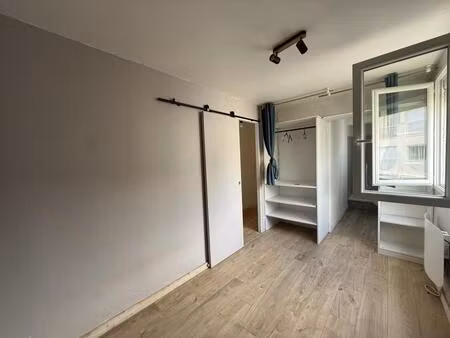 appartement p2 + parking - terasse sud - petite motte