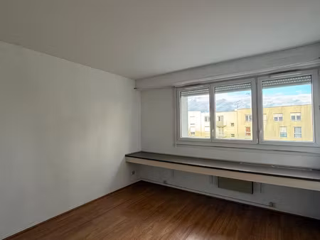 studio de 20m2 vandoeuvre proche velodrome