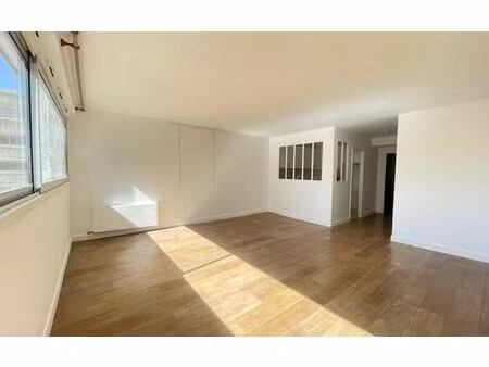 location appartement  78.7 m² t-3 à puteaux  2 280 €