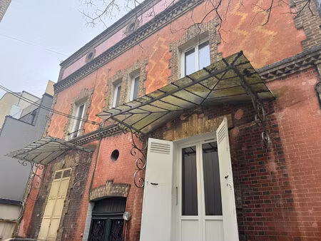 immeuble courbevoie 194.70 m2