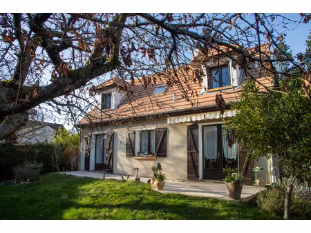 maison 5 pièces  jardin  garage  sous-sol