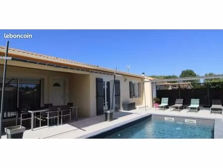 villa avec piscine de 90 43 m2 sur un terrain de 500 m2