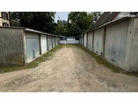 idéal investisseur - terrain + lot de 13 boxes loués +9 5% rentabilité - meulan en yveline