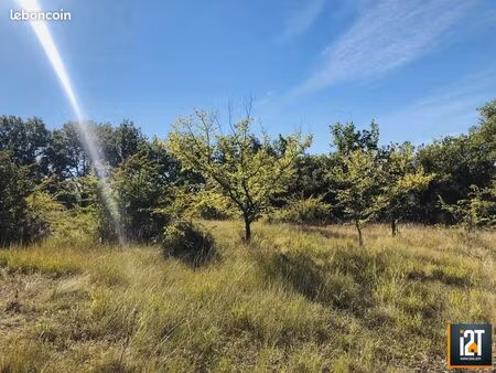 terrain 1500 m² ners