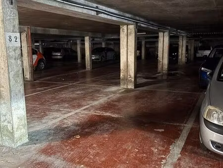 à louer place de parking en sous sol