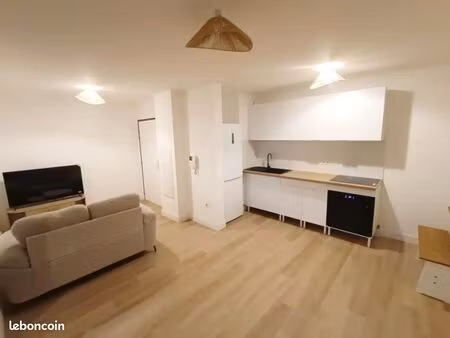 appartement meublé et refait à neuf
