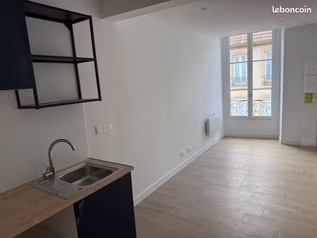 studio 1 pièce 16 m²