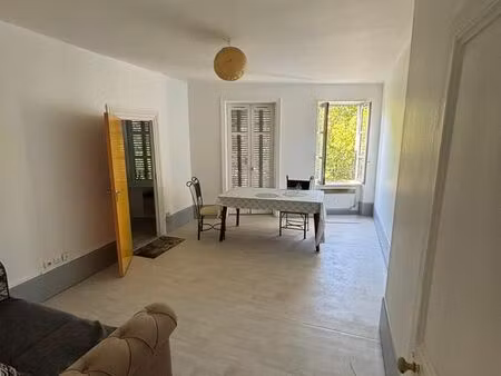 location appartement f2 meublé