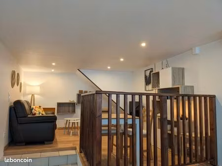 studio rénové meublé