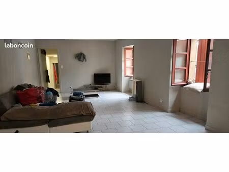 f2 centre etoile disponible rapidement 630