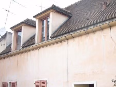 studio 2 pièces 26 m²