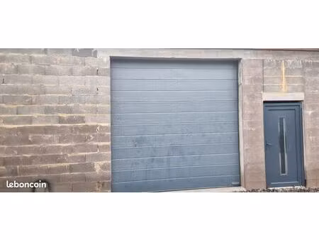 garage box dépôt stockage 60m²