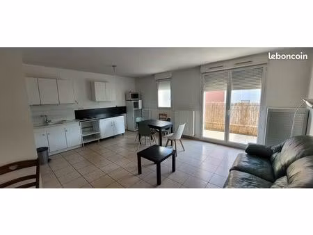 bel appartement meublé de 37 m2 à vaulx village