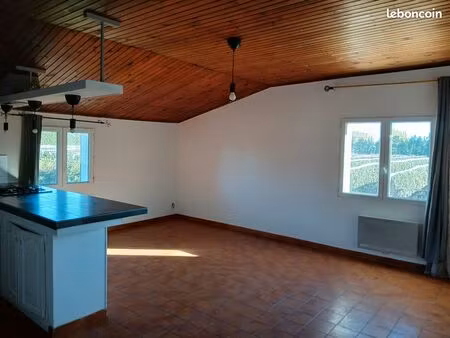 a louer f2 cavaillon