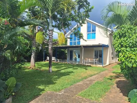 maison meublée à louer la possession - zac st laurent