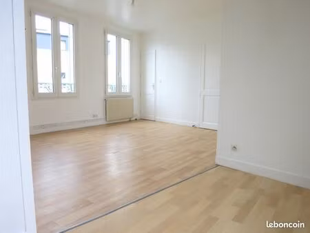 studio 1 pièce 24 m²