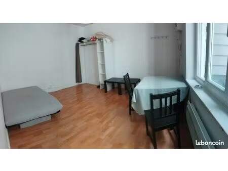 studio 1 pièce 23 m²