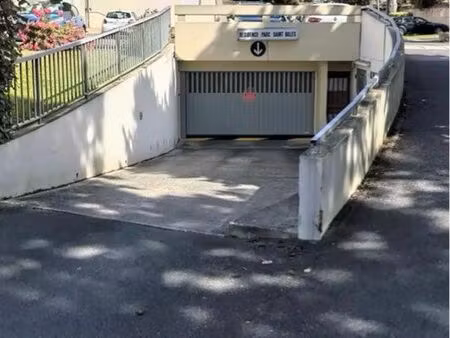 location place de parking souterrain sécurisé - résidence parc saint gilles