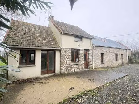 vente longère et corps de ferme à millières (50190) : à vendre / 93m² millières
