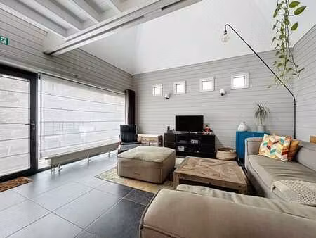 centre de bruxelles : magnifique maison + jardin + parking