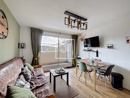 à vendre appartement 3 pièces rénové au coeur du sauze (044