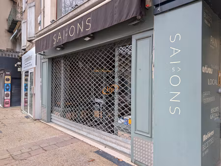 a louer local commercial et fonds de commerce