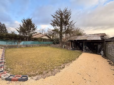 terrain constructible à vendre  vétraz-monthoux  383 m2