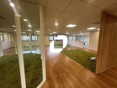 a vendre  a 10 minutes d'orchies